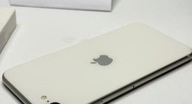 Good
													Apple iPhone SE 3rd Gen 2022 - Unlocked, Starlight, 128 GB, A2595, photo 3 of 5