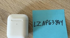 Used
													Apple AirPods 2nd Gen - Wireless Case, photo 4 of 6