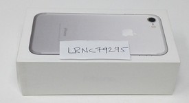 New
													Apple iPhone 7 - Unlocked, Silver, 32 GB, A1660, photo 2 of 3