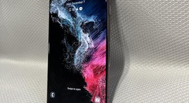 Mint
													Samsung Galaxy S22 Ultra - Unlocked Non-US, Burgundy, 512 GB, 12 GB, SM-S9080, photo 5 of 7