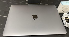Good
													MacBook Air 2020 - 13" - Apple M1, Gray, 256 GB, 8 GB, photo 4 of 7