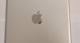 Mint
													Apple iPad 9th Gen - Unlocked, Silver, 64 GB, A2603, photo 5 of 6