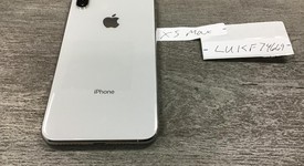 Mint
													Apple iPhone Xs Max - T-Mobile, Silver, 64 GB, A1921, photo 2 of 7