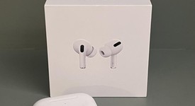 Used
													Apple AirPods Pro 1st Gen - Wireless Case, photo 1 of 4
