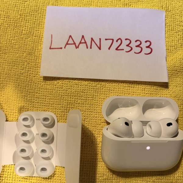 Apple AirPods Pro 3