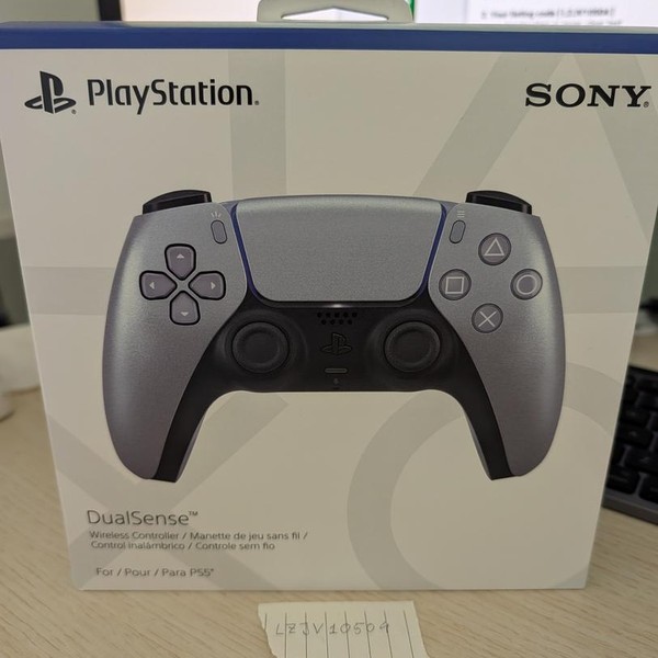 DualSense Wireless Controller - Silver