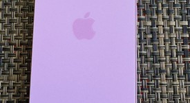 Mint
													Apple iPhone 16 - Unlocked, Pink, 128 GB, A3081, photo 3 of 4