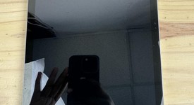 Mint
													Apple iPad 10th Gen - Unlocked, Silver, 64 GB, A2757, photo 2 of 7