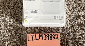 New
													Apple AirPods 3rd Gen - MagSafe Case, photo 2 of 2