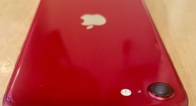 Mint
													Apple iPhone SE 3rd Gen 2022 - Verizon, Red, 64 GB, A2595, photo 4 of 10