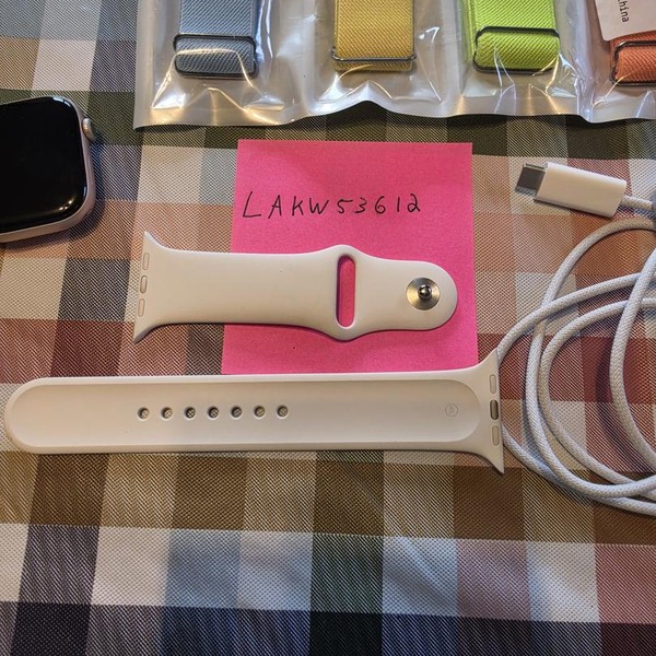 Apple Watch Series 10 46mm - Rose Gold, A2999 - GPS, Aluminum