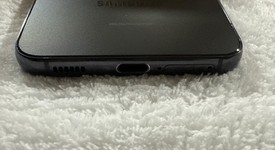 Good
													Samsung Galaxy S22 - Unlocked, Black, 256 GB, 8 GB, SM-S901U1, photo 5 of 6