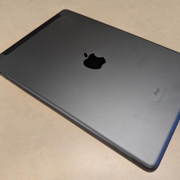 Apple iPad 7th Gen - Verizon, 32 GB, Gray, A2200