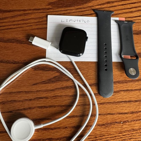 Apple Watch Series 8 45mm - Midnight, A2771 - GPS, Aluminum