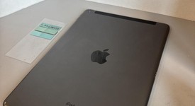 Good
													Apple iPad 9th Gen - Unlocked, Gray, 64 GB, A2603, photo 5 of 6