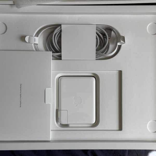 MacBook Pro 2023 - 16 inch - 1 TB, Gray, 32 GB, Apple M2 Max