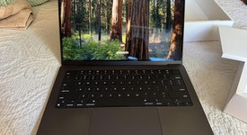 Mint
													MacBook Pro Late 2023 (M3) - 14" - Apple M3 Pro 11-core, Black, 512 GB, 18 GB, 14-core GPU, photo 4 of 6