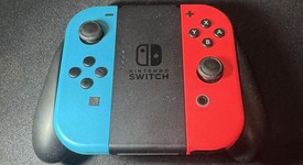 Good
													Nintendo Switch - Red & Blue, 32 GB, photo 4 of 9
