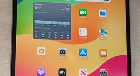 Good
													Apple iPad Pro 10.5" - T-Mobile, Gray, 64 GB, photo 1 of 3