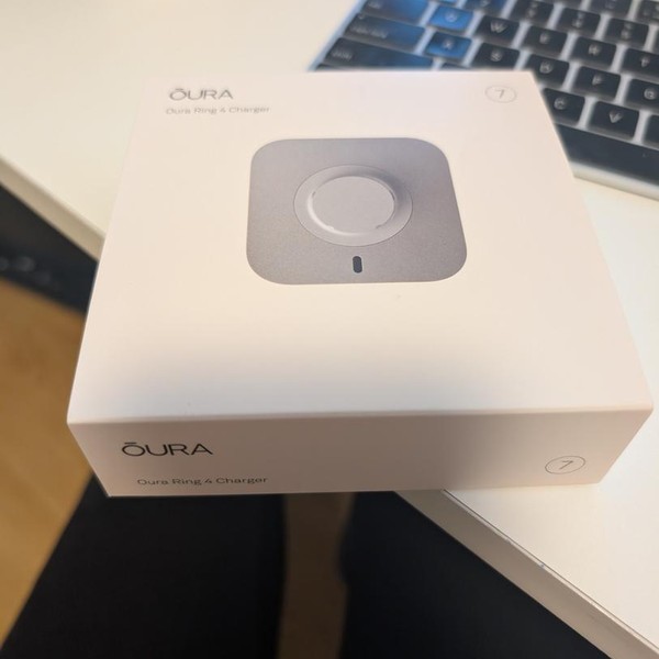 Oura Ring Gen 4 - Black, Size 7