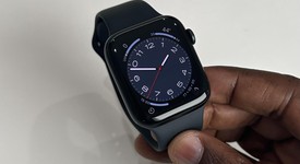 Mint
													Apple Watch SE 2nd Gen 44mm - Unlocked, Midnight, A2727 - Cellular, Aluminum, photo 4 of 15