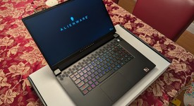 Mint
													Dell Alienware Laptop, photo 1 of 19