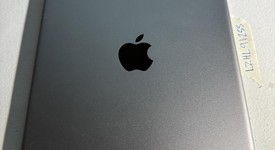 Good
													Apple iPad 6th Gen - Wi-Fi, Gray, 32 GB, A1893, photo 3 of 5
