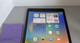 Good
													Apple iPad 9th Gen - Wi-Fi, Gray, 64 GB, A2602, photo 1 of 5