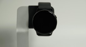 Mint
													Samsung Galaxy Watch Active - Black, photo 2 of 6