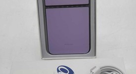 Good
													Samsung Galaxy Z Flip4 5G - Unlocked, Purple, 128 GB, 8 GB, SM-F721U1, photo 2 of 9