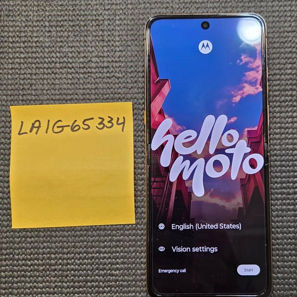 Motorola Razr Ultra (2025) - Unlocked, 512 GB, PANTONE Mountain Trail, 16 GB