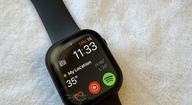 Mint
													Apple Watch Series 11 46mm - Unlocked, Jet Black, A3337 - Cellular, Aluminum, photo 5 of 8