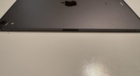 Good
													Apple iPad Pro 11" 2018 - Unlocked, Gray, 64 GB, A2013, photo 6 of 6