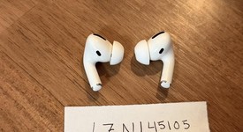 Used
													Apple AirPods Pro - Wireless Case, photo 5 of 6