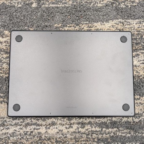 MacBook Pro 2024 - 16 inch - 1 TB, Space Black, 36 GB, Apple M4 Max 14-core