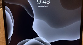 Good
													Apple iPad Pro 12.9" 3rd Gen 2018 - Unlocked, Gray, 256 GB, A2014, photo 3 of 6