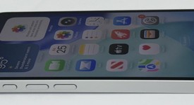 Mint
													Apple iPhone 16e - US Cellular, White, 128 GB, A3212, photo 4 of 7