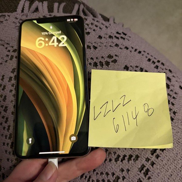 Apple iPhone Xs Max - Unlocked, 256 GB, Silver, A1921