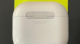 Used
													Apple AirPods 4th Gen - Active Noise Cancellation, photo 3 of 5