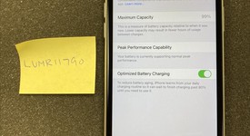 Good
													Apple iPhone Xr - Verizon, White, 64 GB, A1984, photo 1 of 7
