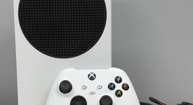 Good
													Xbox Series S (2020) - White, 512 GB, photo 4 of 6