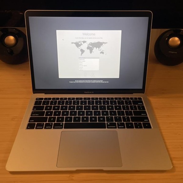 MacBook Air 2018 - 13 inch - 128 GB, Silver, 8 GB, Intel Core i5