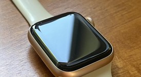 Fair
													Apple Watch SE 1st Gen 40mm - Gold, A2351 - GPS, Aluminum, photo 1 of 10