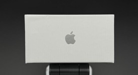 New
													Apple AirPods Pro 3, photo 5 of 6