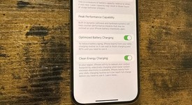 Fair
													Apple iPhone 14 Pro - Unlocked, Gold, 128 GB, A2650, photo 2 of 10