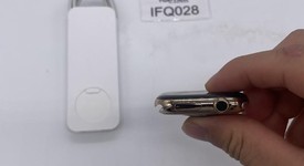 Good
													Apple Watch Series 10 46mm - Unlocked, Gold, A3003 - Cellular, Titanium, photo 3 of 6