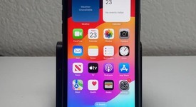 Good
													Apple iPhone Xr - Unlocked, Black, 64 GB, A1984, photo 2 of 7