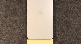 Mint
													Apple iPhone 15 Pro Max - Verizon, White, 256 GB, A2849, photo 2 of 8