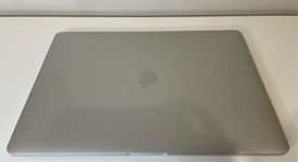Good
													MacBook Pro 2018 (With Touch Bar) - 15" - I9, Silver, 512 GB, 32 GB, photo 5 of 7