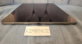 Good
													Apple iPad Pro 12.9" 5th Gen 2021 - Wi-Fi, Gray, 128 GB, photo 2 of 11